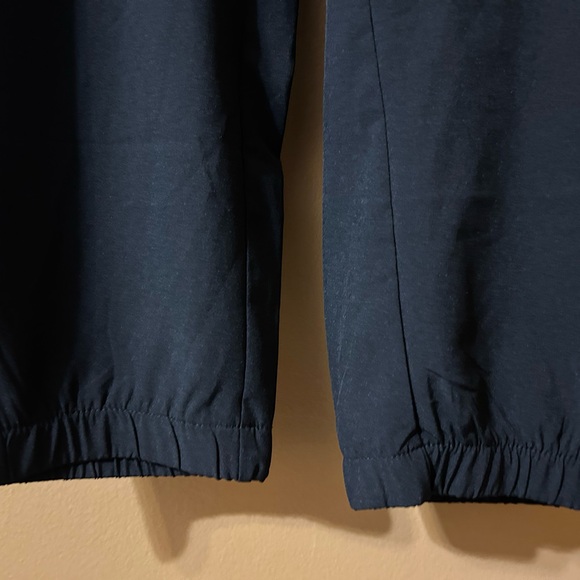 Fabletics exercise pants - Picture 4 of 5